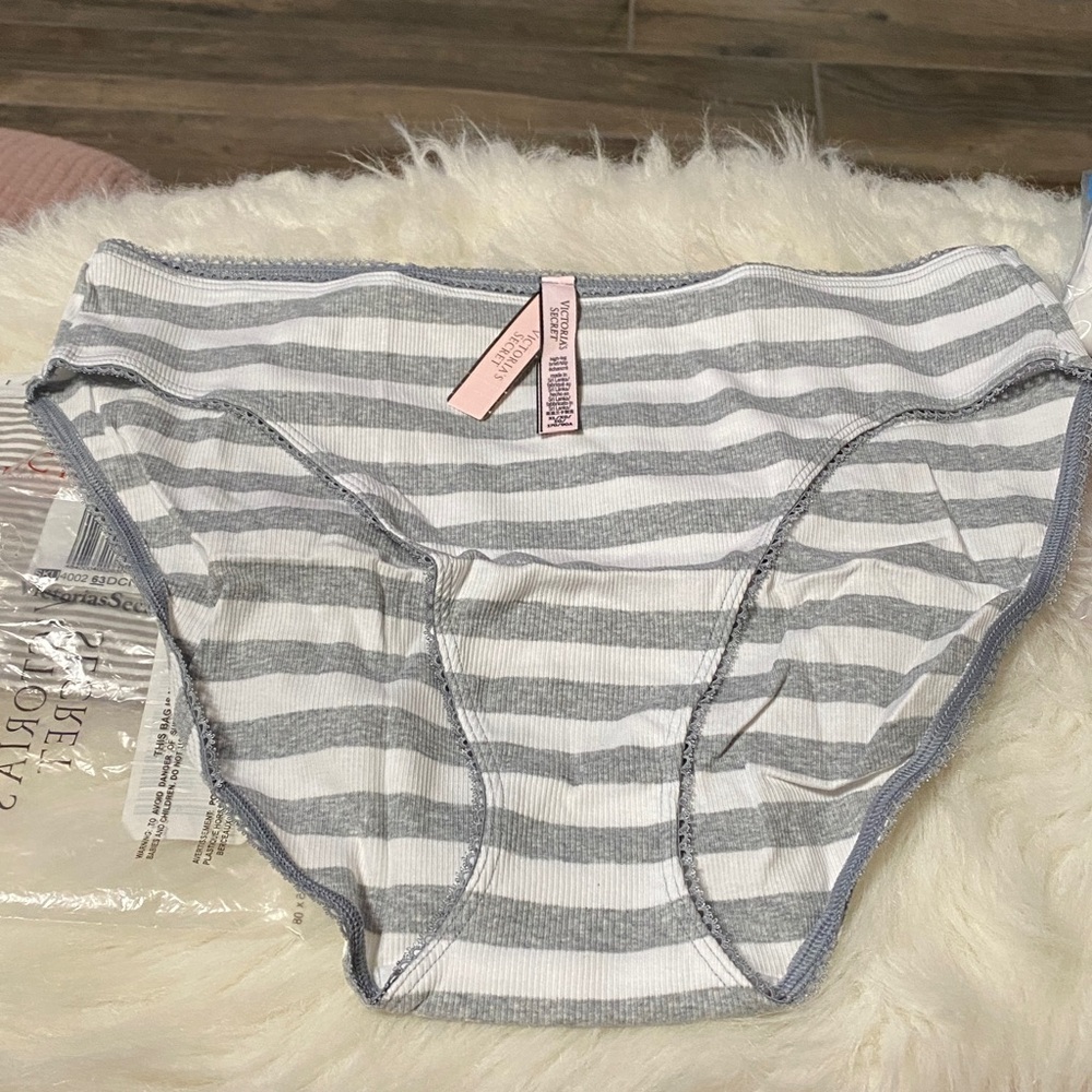Victoria's Secret panty lot ( high-leg cut), 9 pairs - Picture 8 of 9